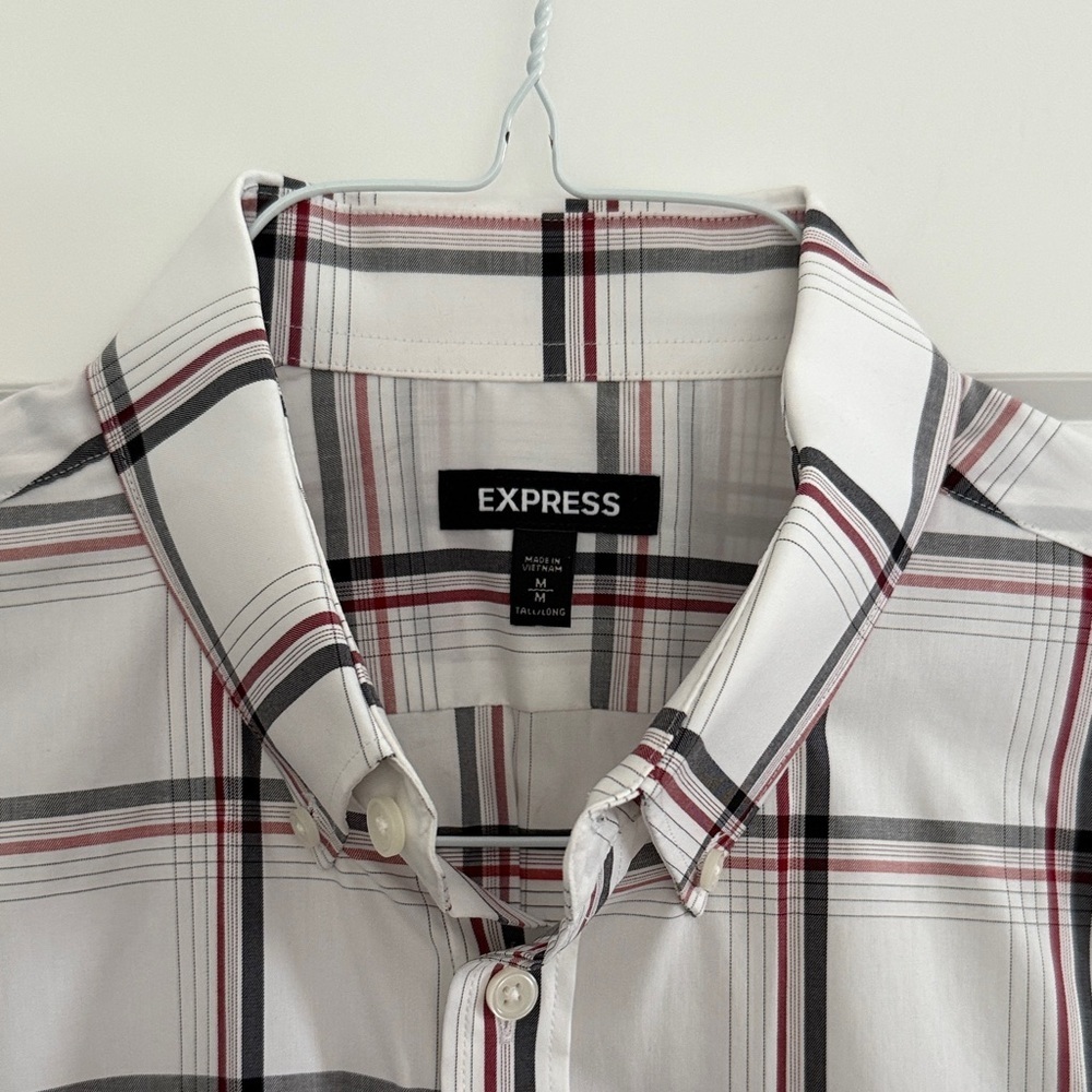 Banana Republic White and Black Plaid Shirt - Picture 2 of 2